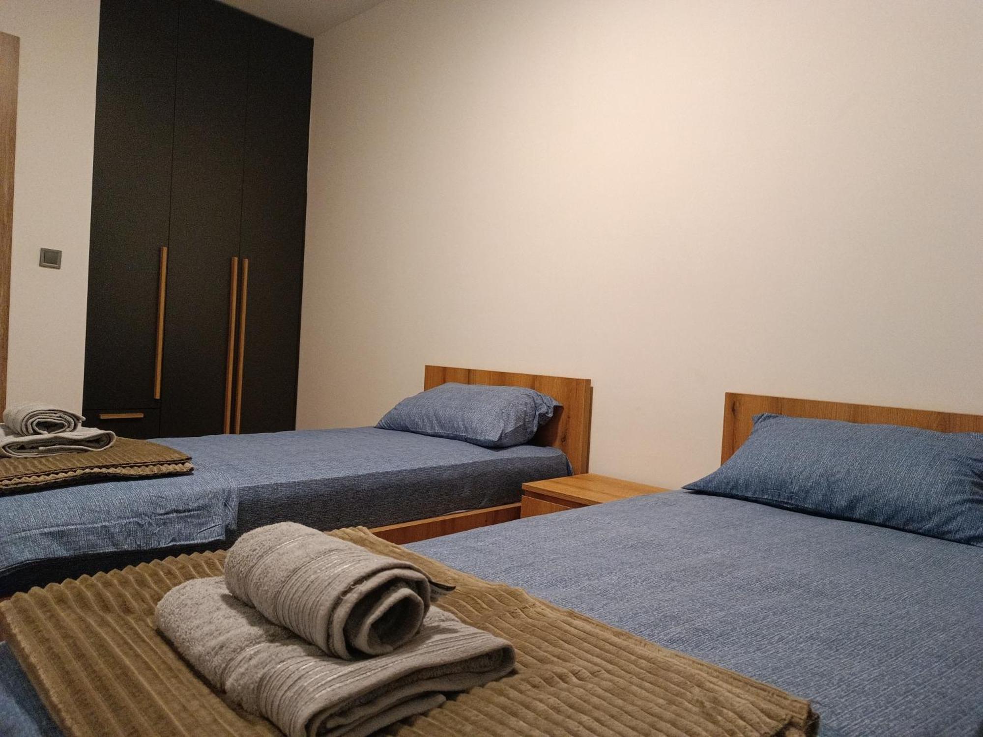 18Th & 16H Floor Secure Luxury Condos With Pool & Fitness Included In Price Skopje Exteriér fotografie