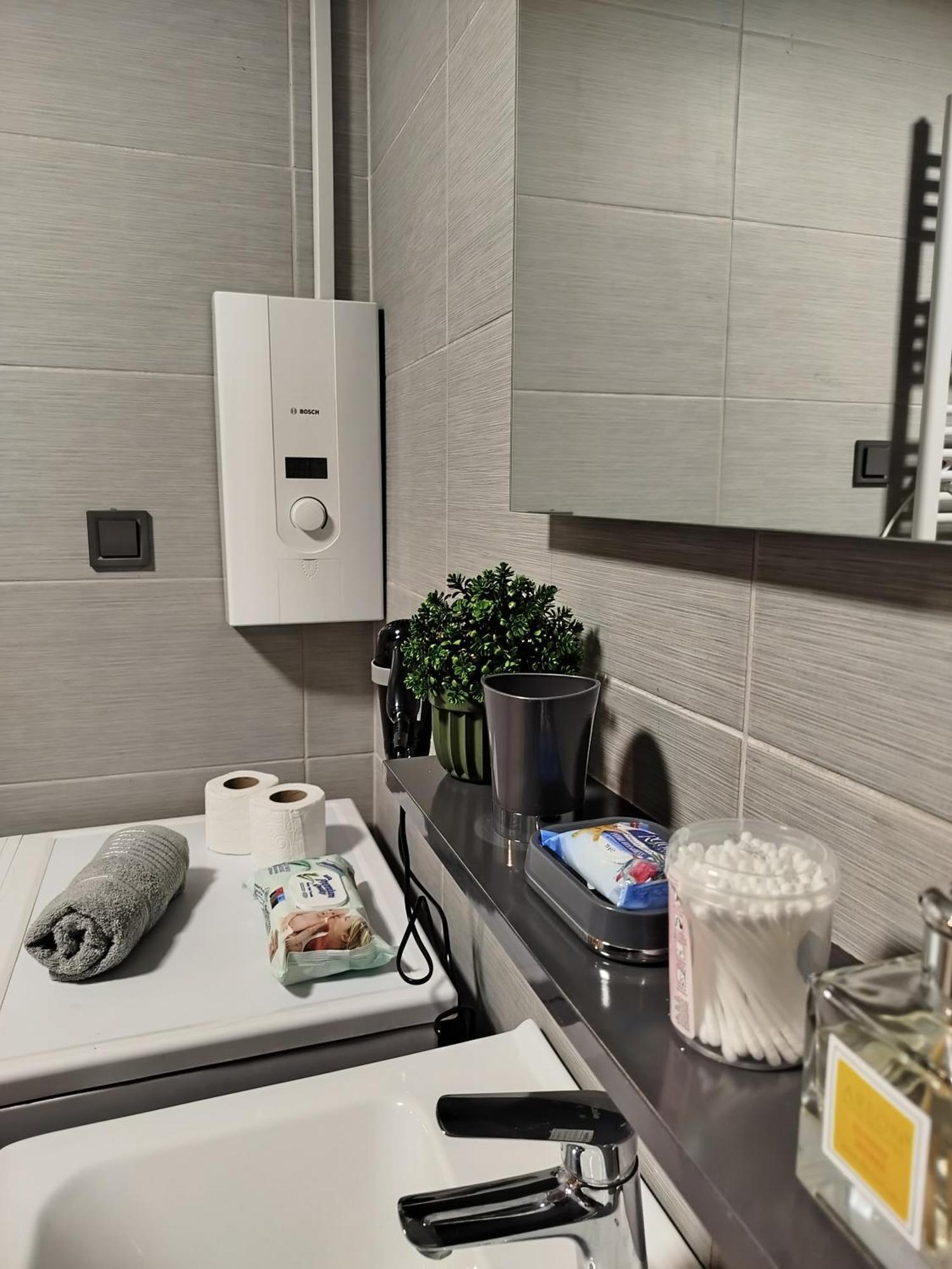 18Th & 16H Floor Secure Luxury Condos With Pool & Fitness Included In Price Skopje Exteriér fotografie