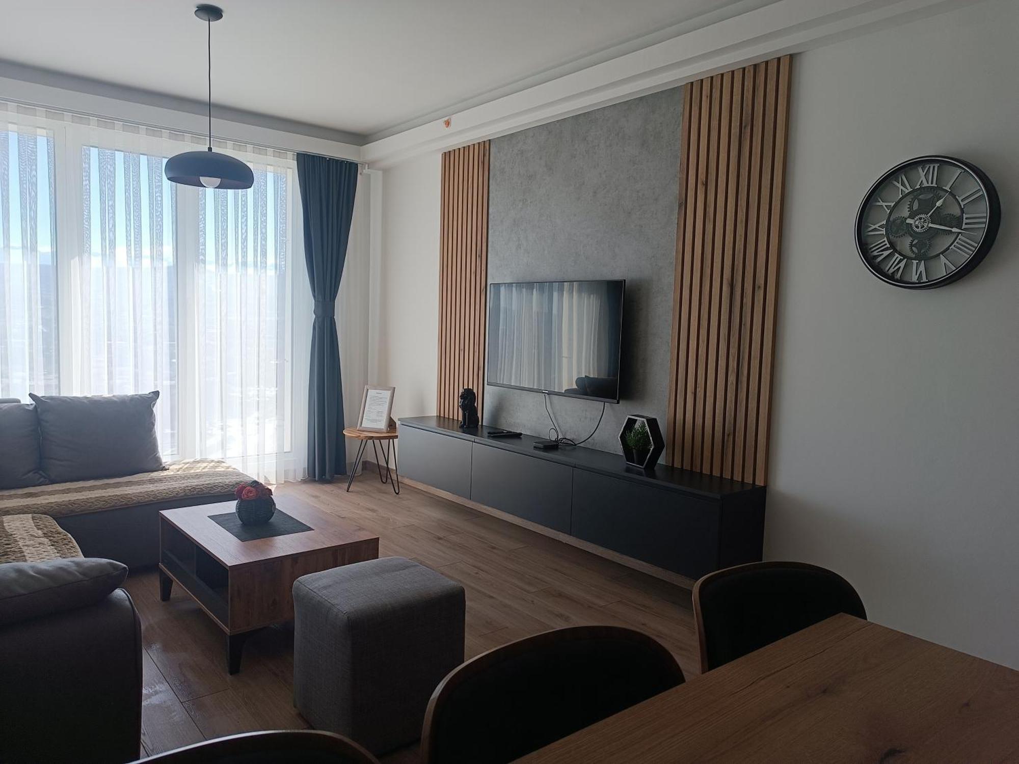 18Th & 16H Floor Secure Luxury Condos With Pool & Fitness Included In Price Skopje Exteriér fotografie